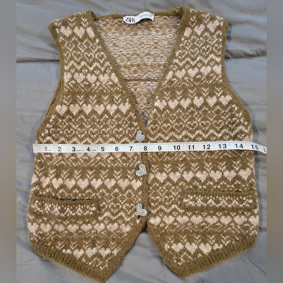 Zara Jeweled Heart Button Jacquard Style Vest - Picture 5 of 10